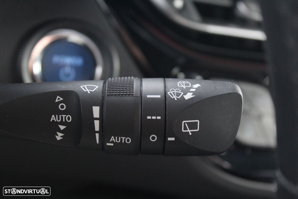 Toyota C-HR 1.8 HSD Comfort+P.Style - 23