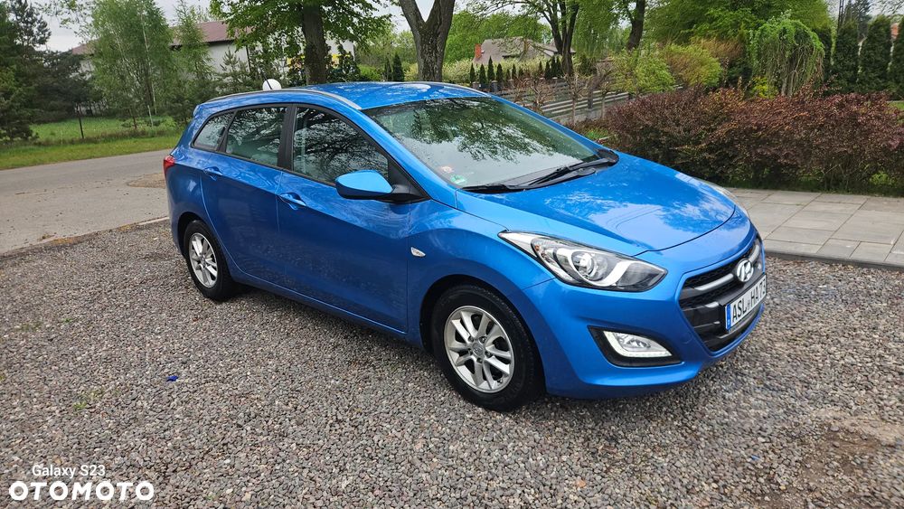 Hyundai i30 1.6 CRDi Blue Style - 1