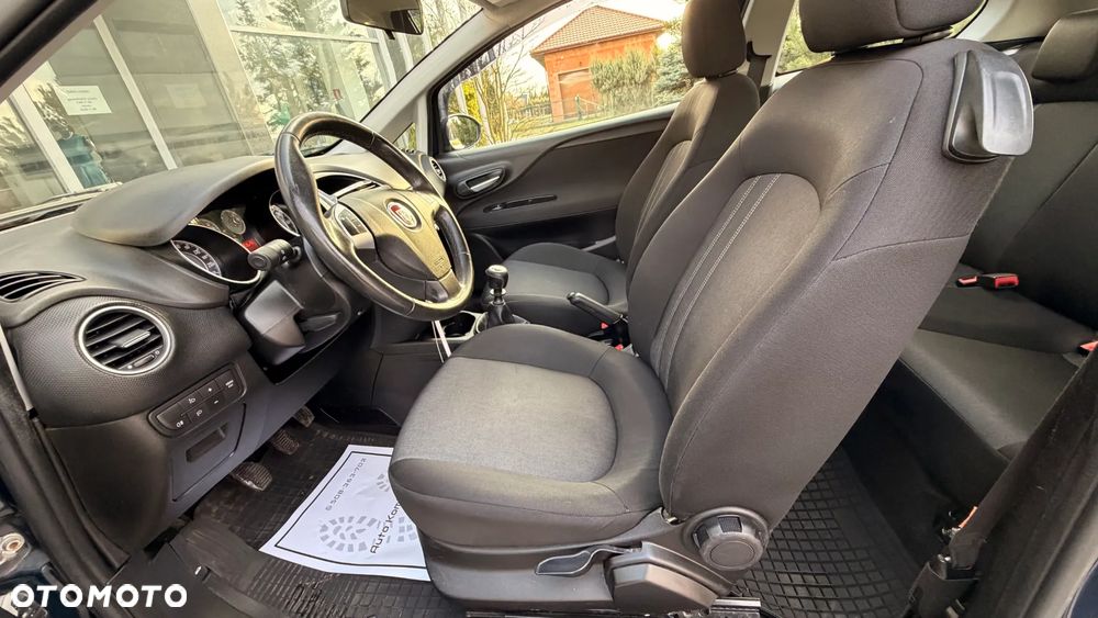 Fiat Grande Punto - 4