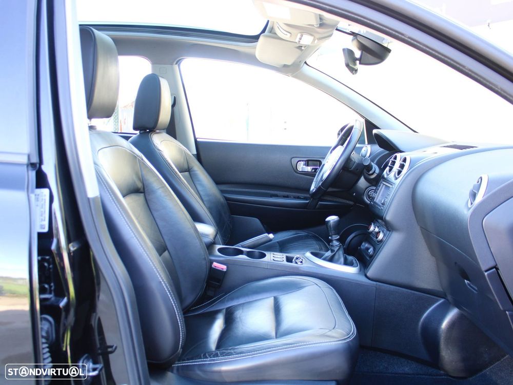 Nissan Qashqai +2 1.5 dCi Tekna Premium 18 - 57