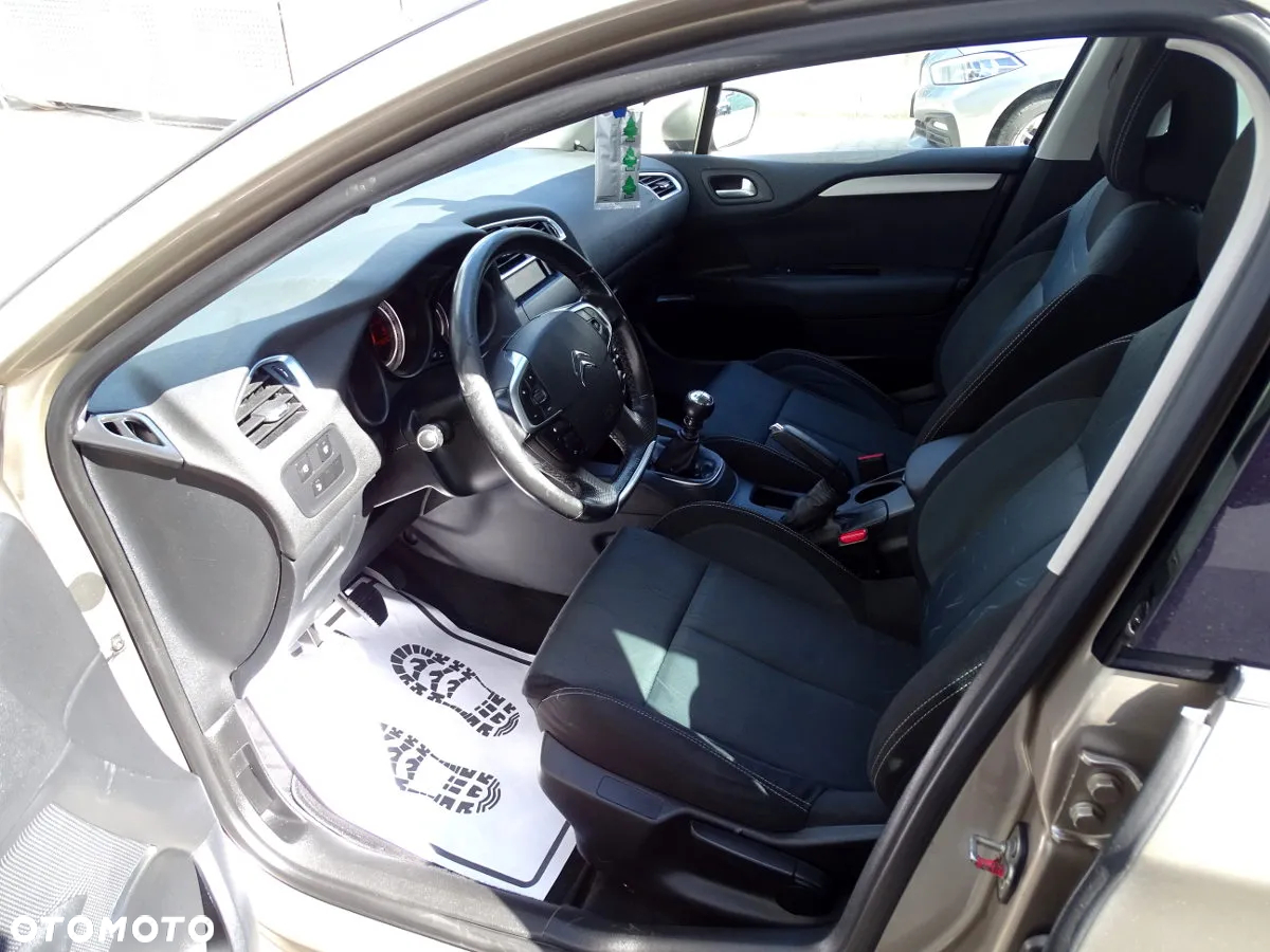 Citroën C4 1.6 HDi Attraction - 8