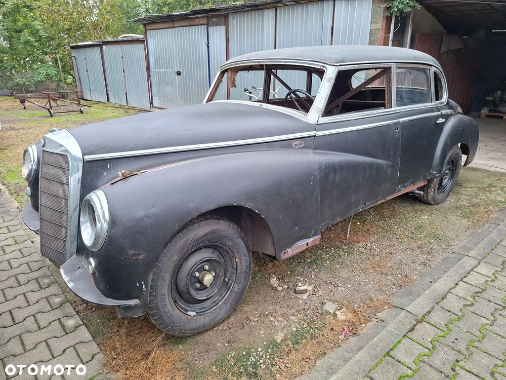 Mercedes-Benz Inny - 24