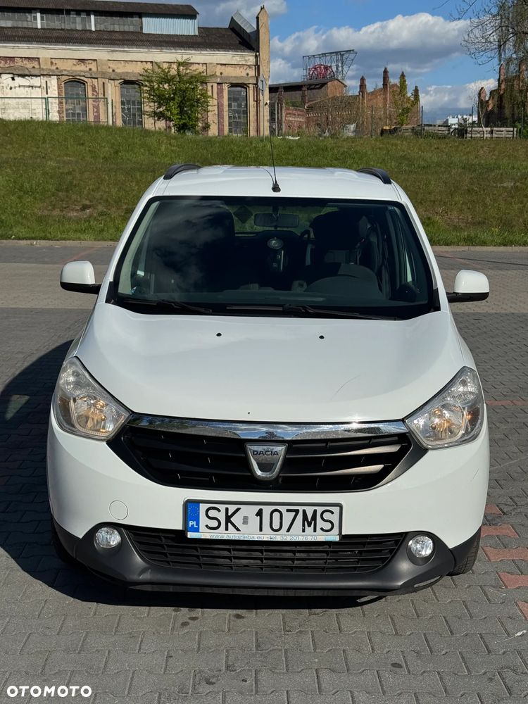 Dacia Lodgy 1.6 Laureate - 12