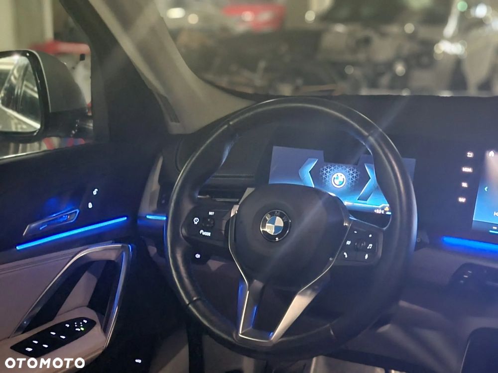 BMW X1 sDrive18i xLine - 17