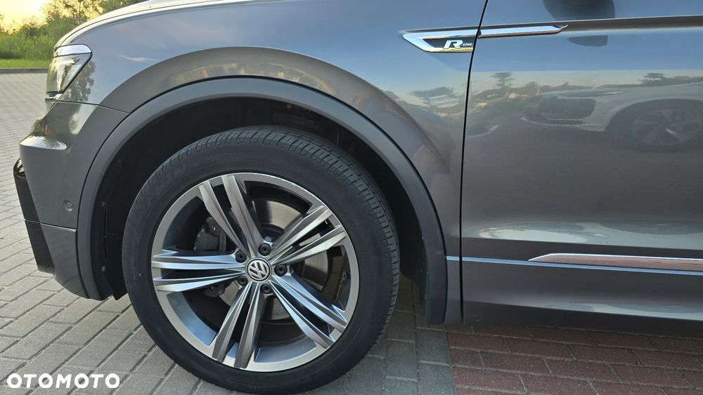Volkswagen Tiguan - 19