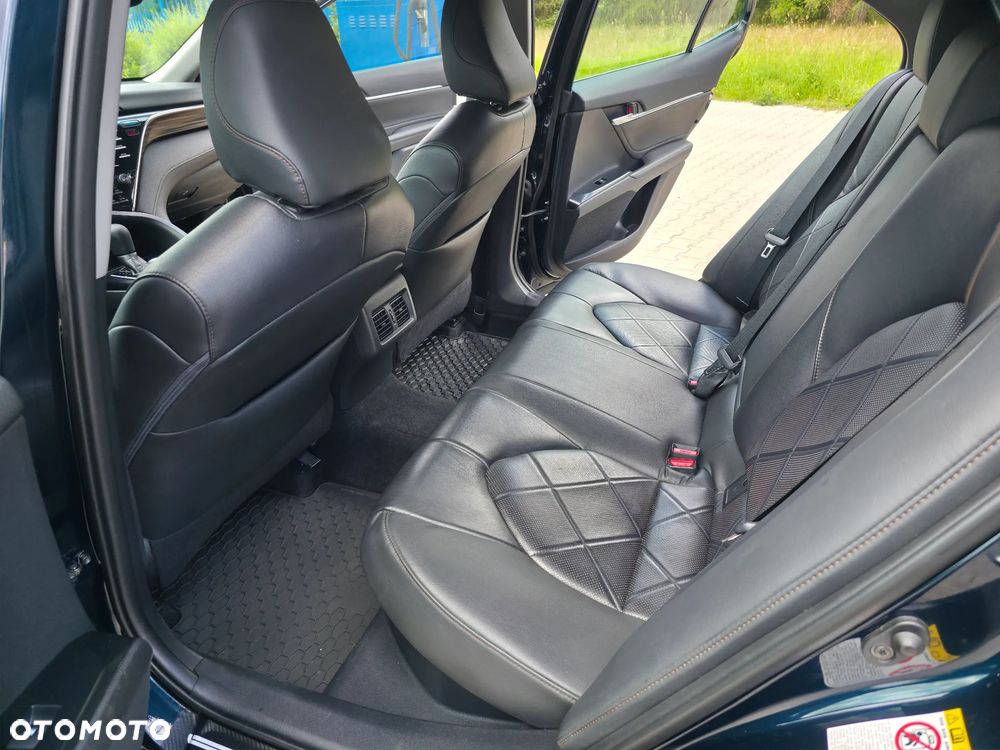 Toyota Camry 2.5 Hybrid Prestige CVT - 11
