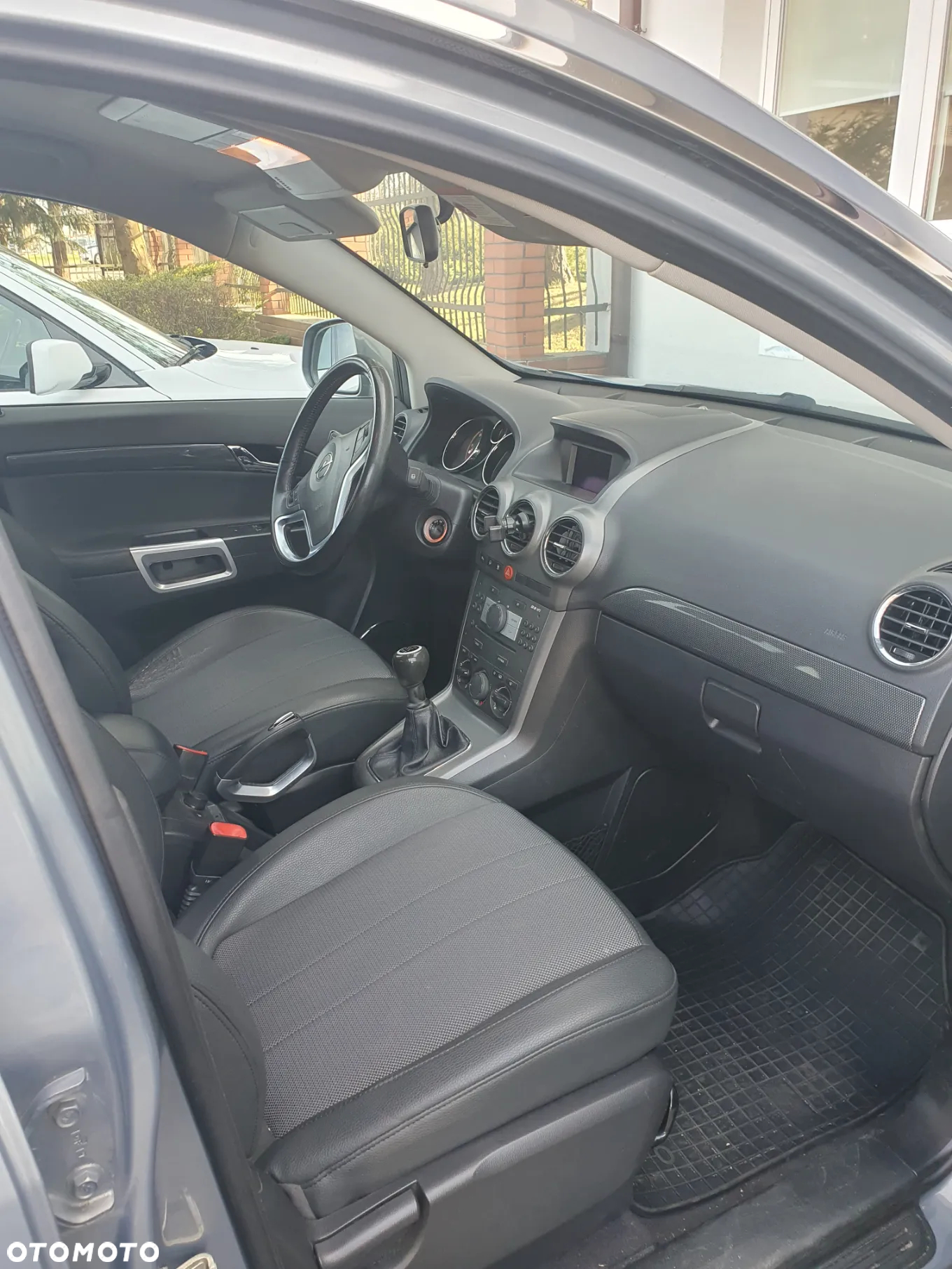 Opel Antara - 11