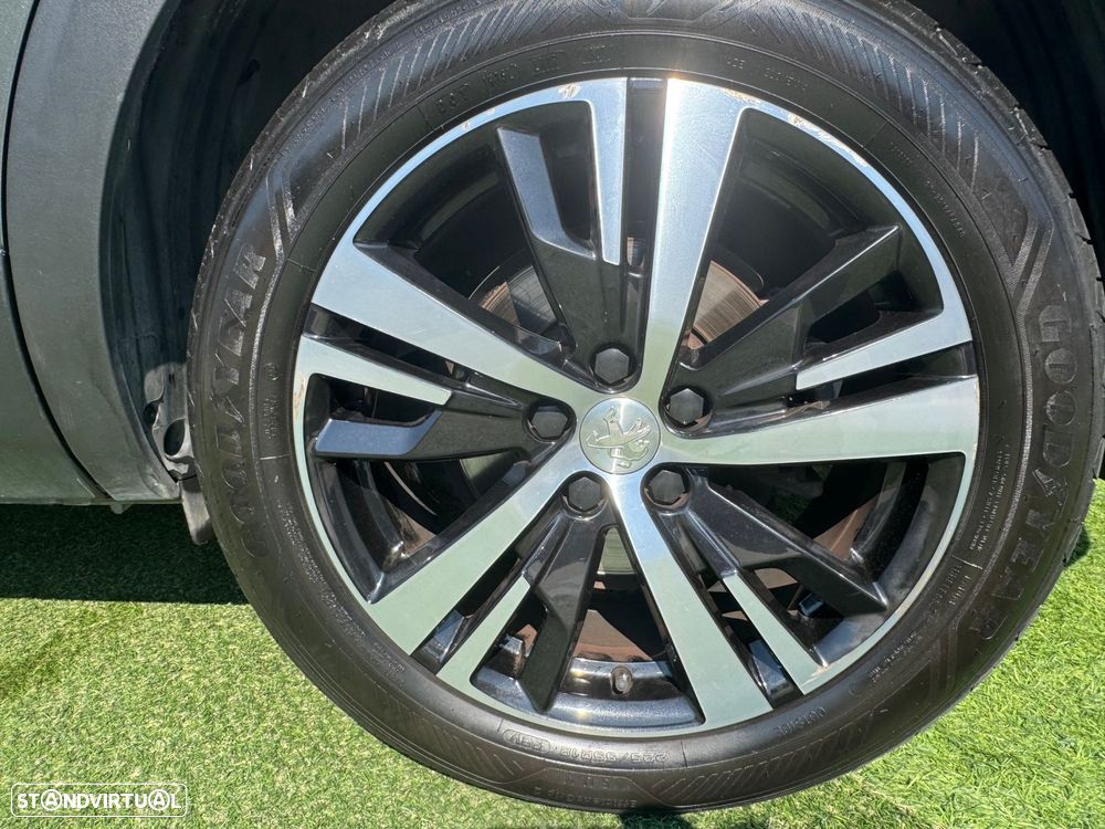 Peugeot 5008 1.5 BlueHDi Allure Pack - 42