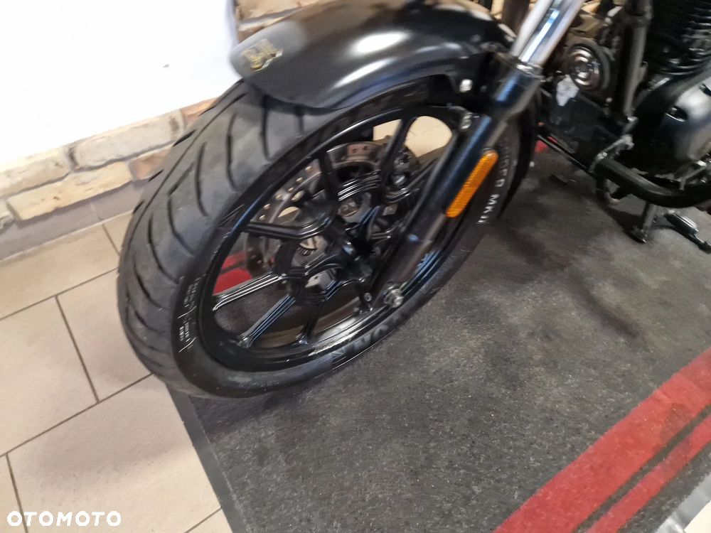 Royal Enfield Meteor - 19