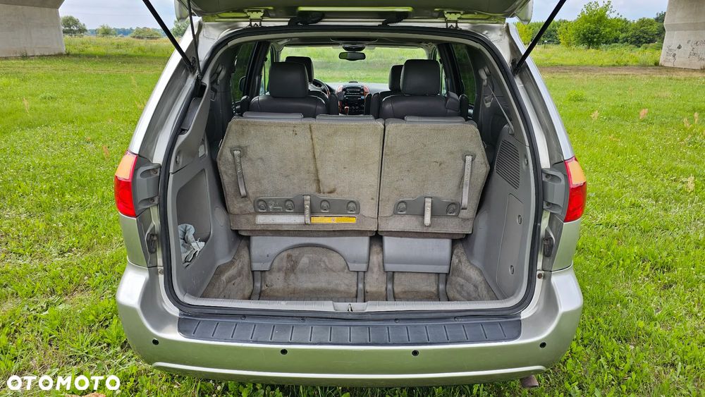 Toyota Sienna 3.3 XLE AWD - 7