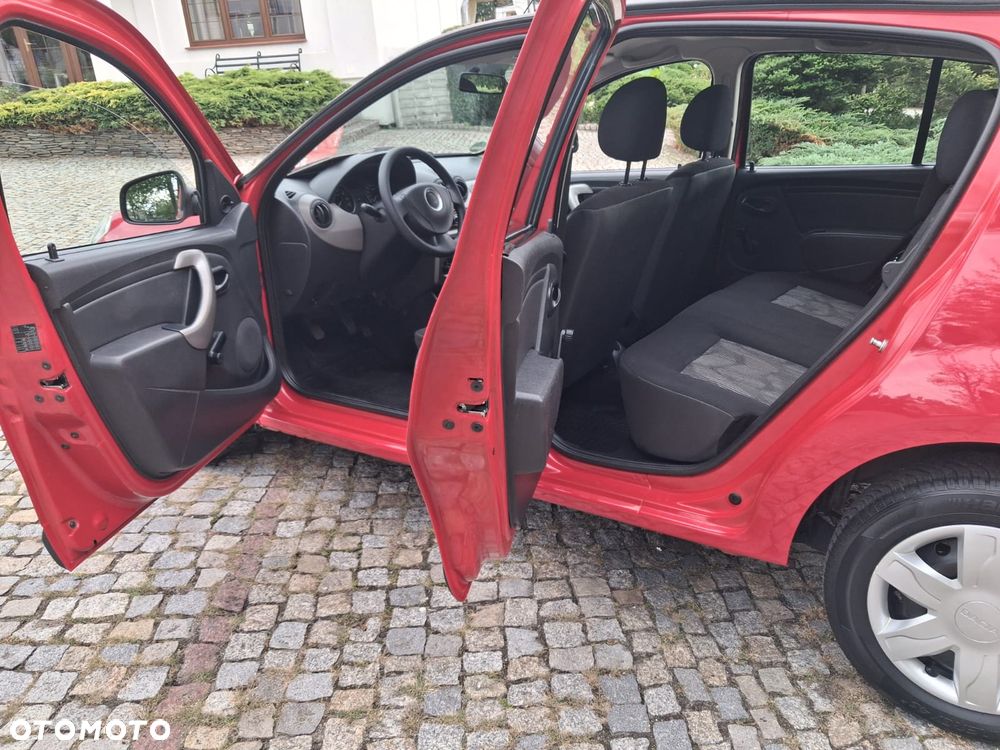 Dacia Sandero - 9