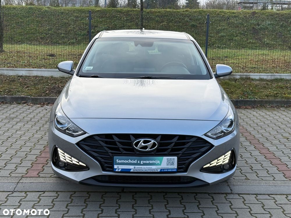 Hyundai i30 1.5 DPI Classic + - 38