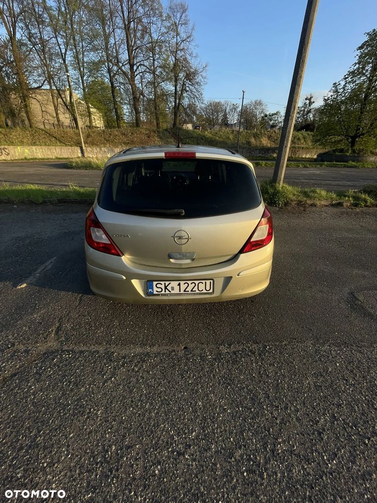 Opel Corsa 1.4 16V Enjoy - 8