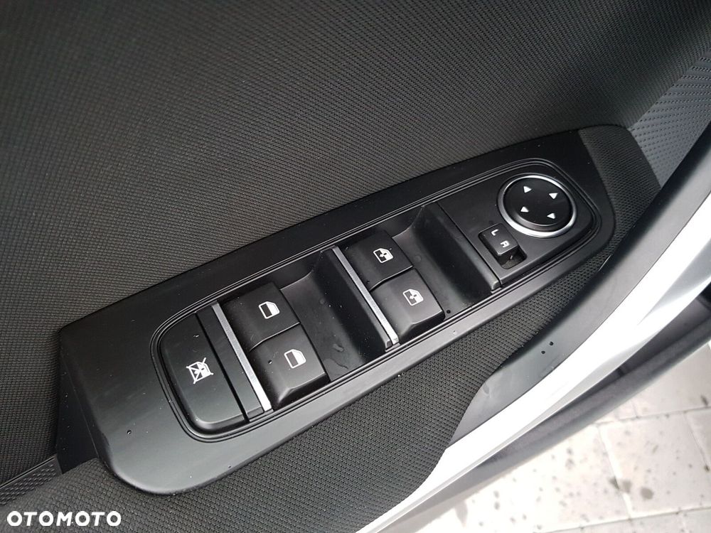 Kia Ceed 1.5 T-GDI M - 14