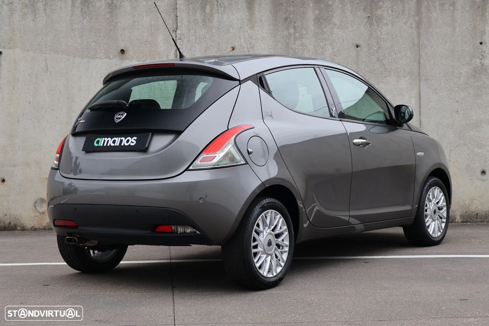 Lancia Ypsilon 1.2 S&S Fashion - 5
