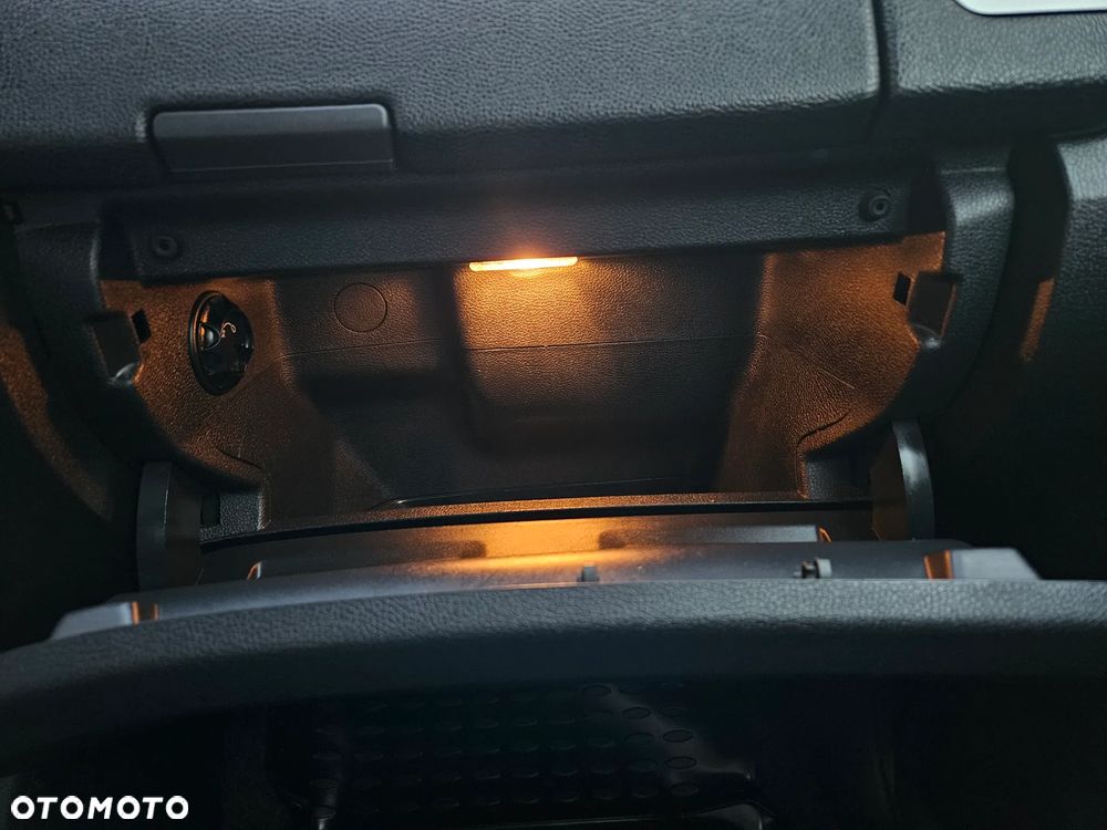 Skoda Fabia 1.4 16V Sport - 35