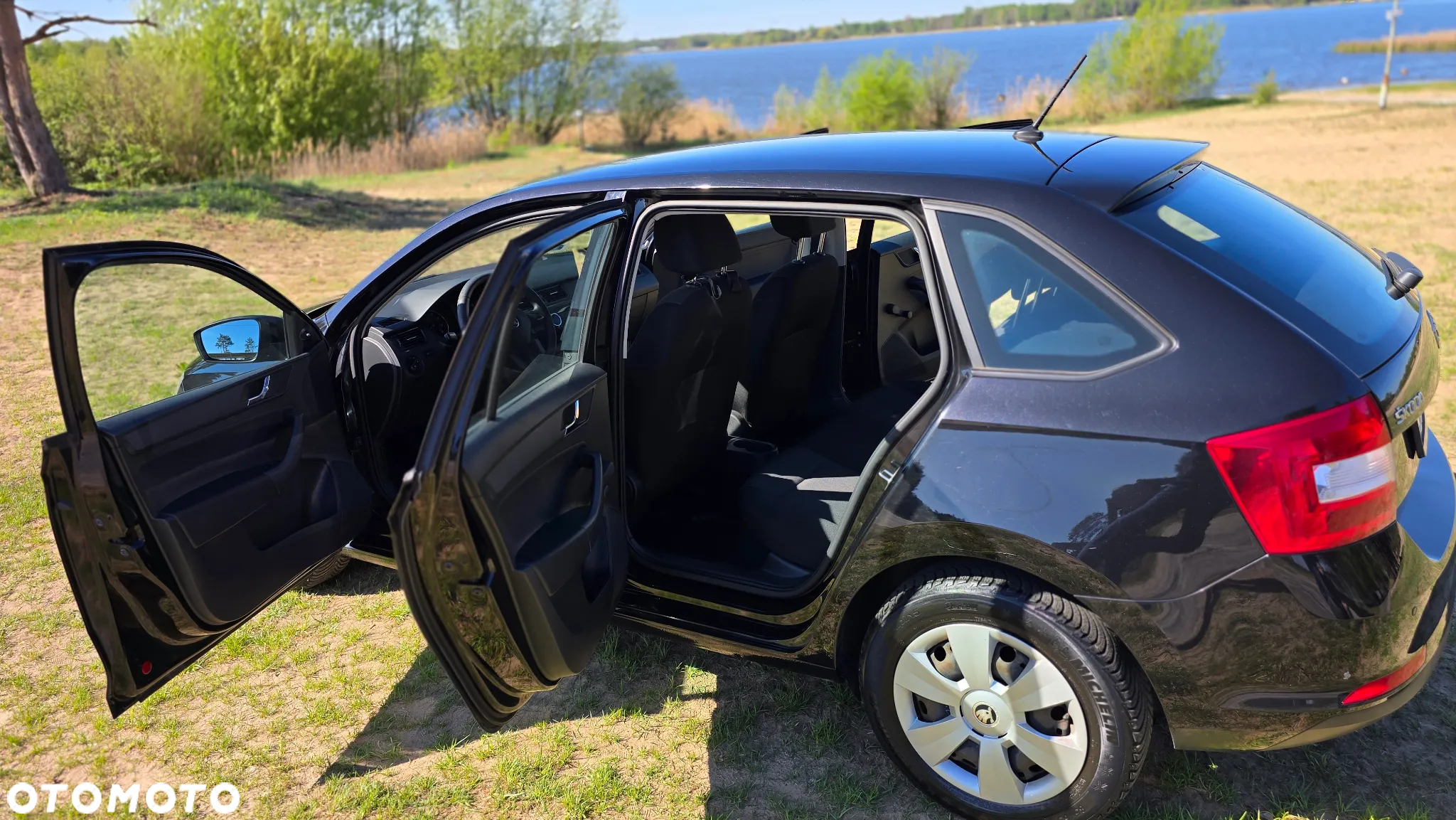 Skoda RAPID 1.2 TSI Active - 14