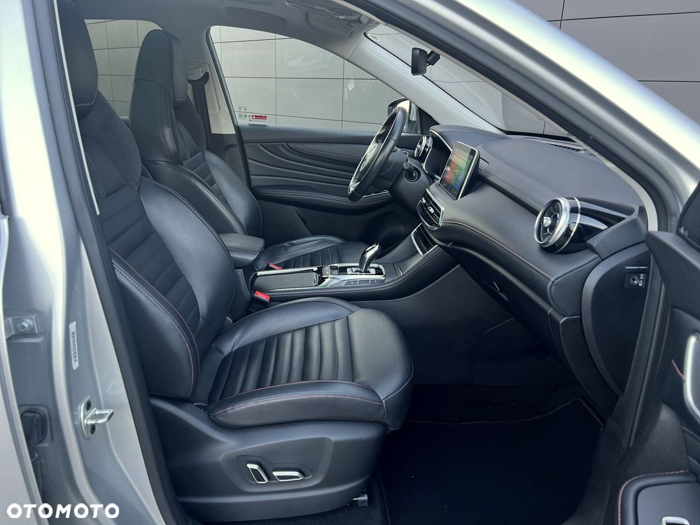 MG HS PHEV Luxury - 38