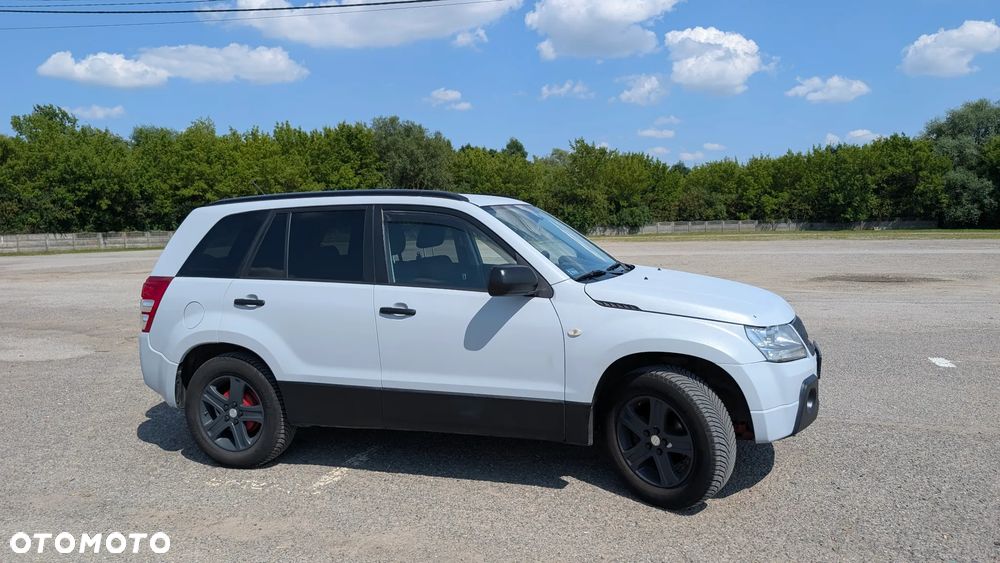 Suzuki Grand Vitara 2.0 - 2