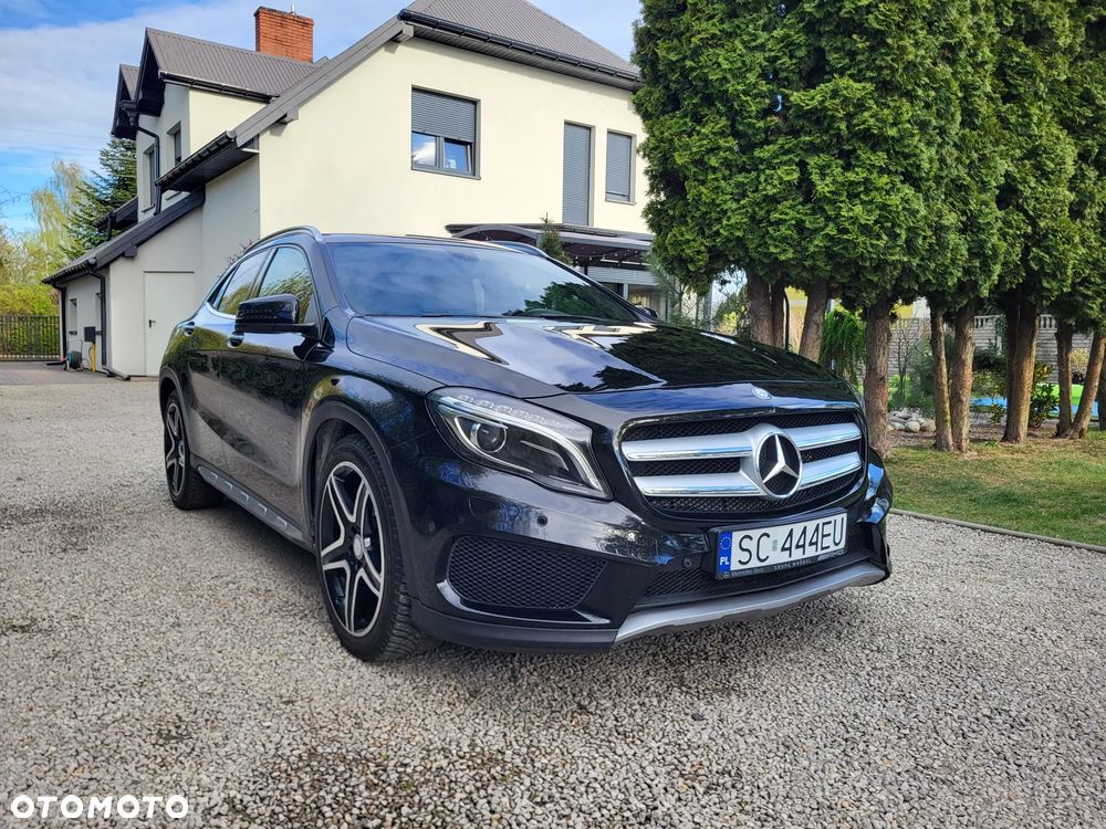 Mercedes-Benz GLA - 1