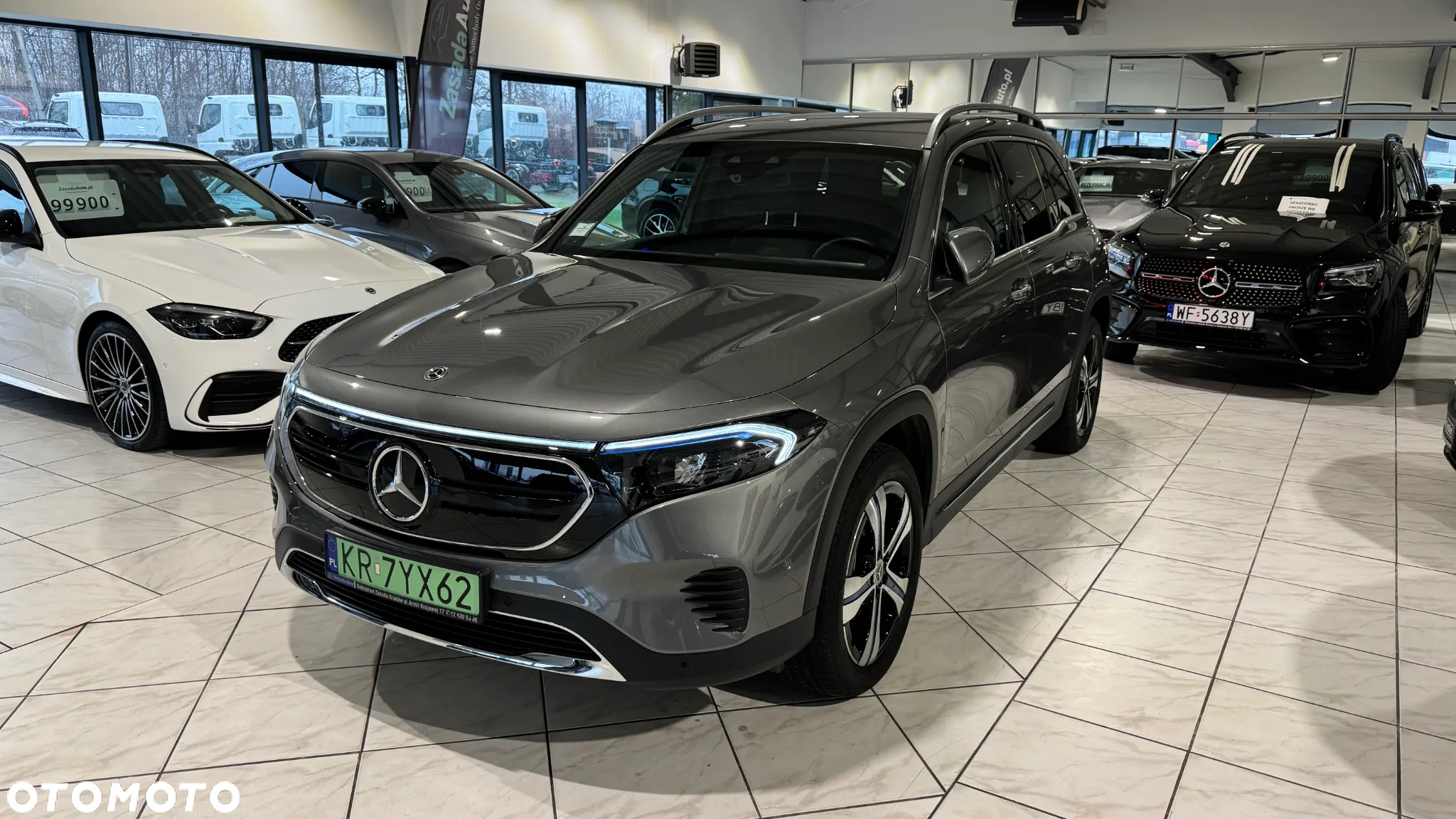 Mercedes-Benz EQB 250 66.5kWh Electric Art - 2