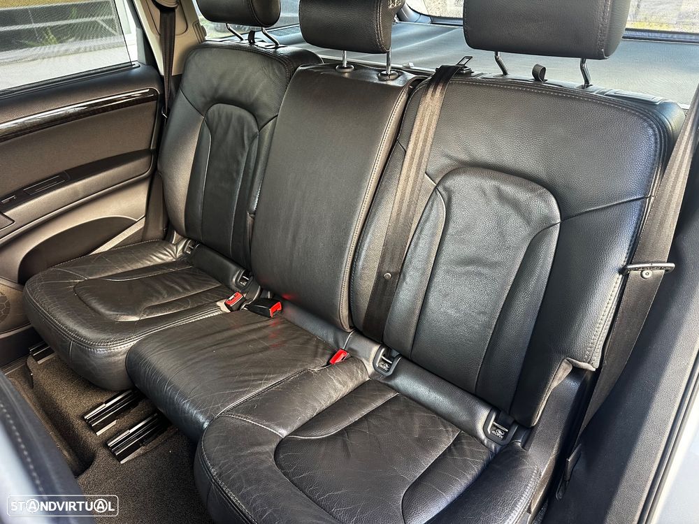 Audi Q7 3.0 TDI Sport Tiptronic - 28