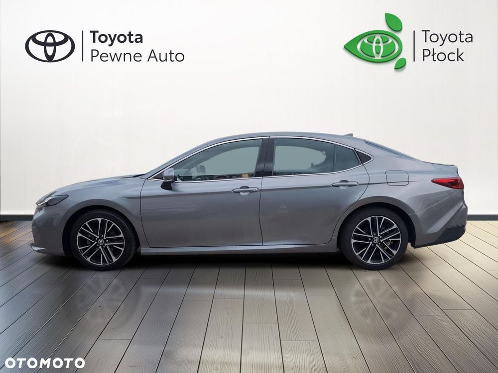 Toyota Camry - 3