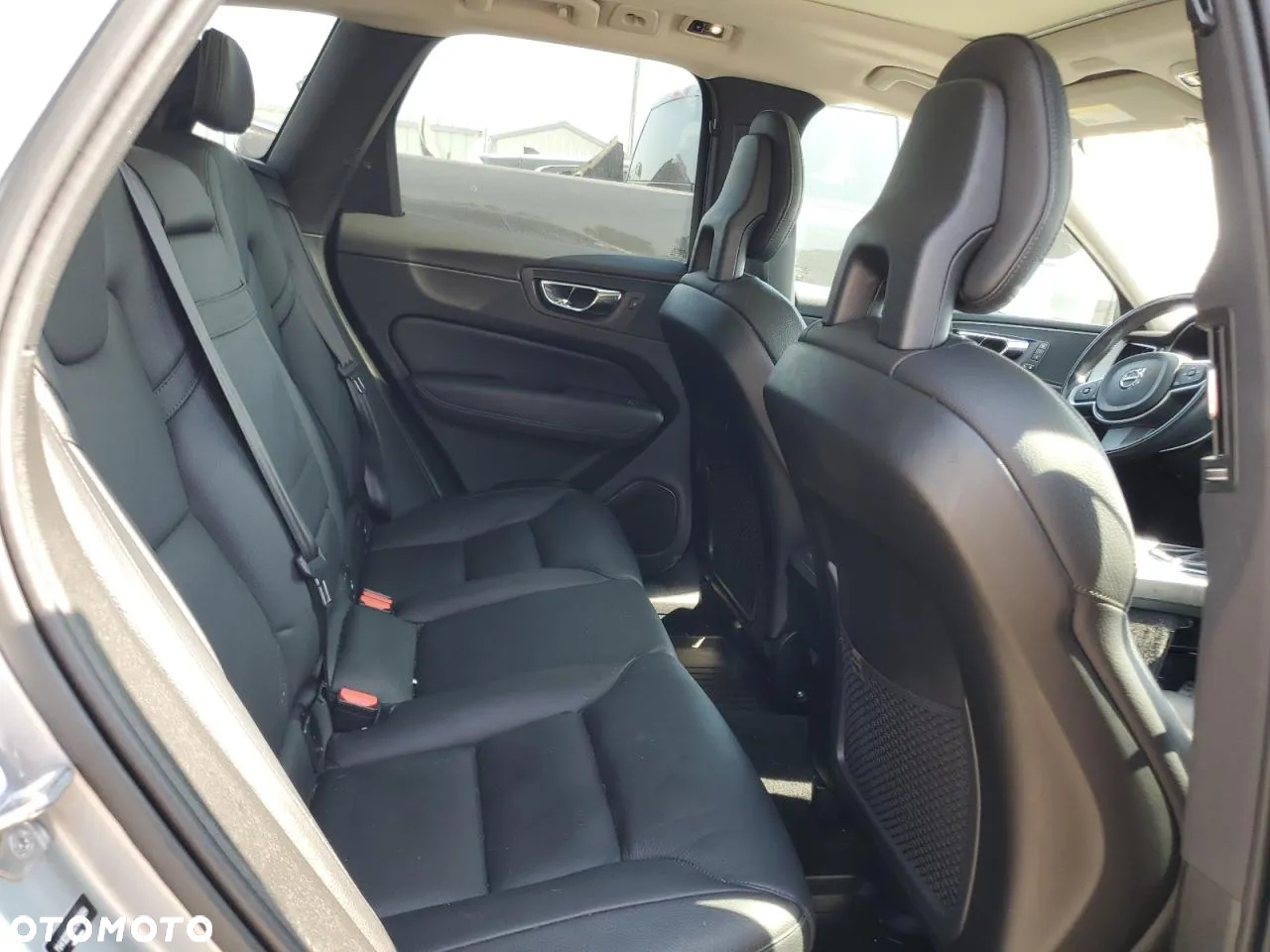 Volvo XC 60 T5 AWD Momentum - 10