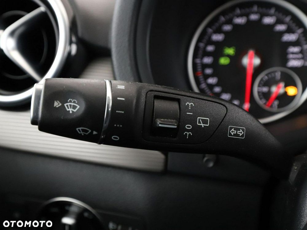 Mercedes-Benz Klasa B 180 Style - 30