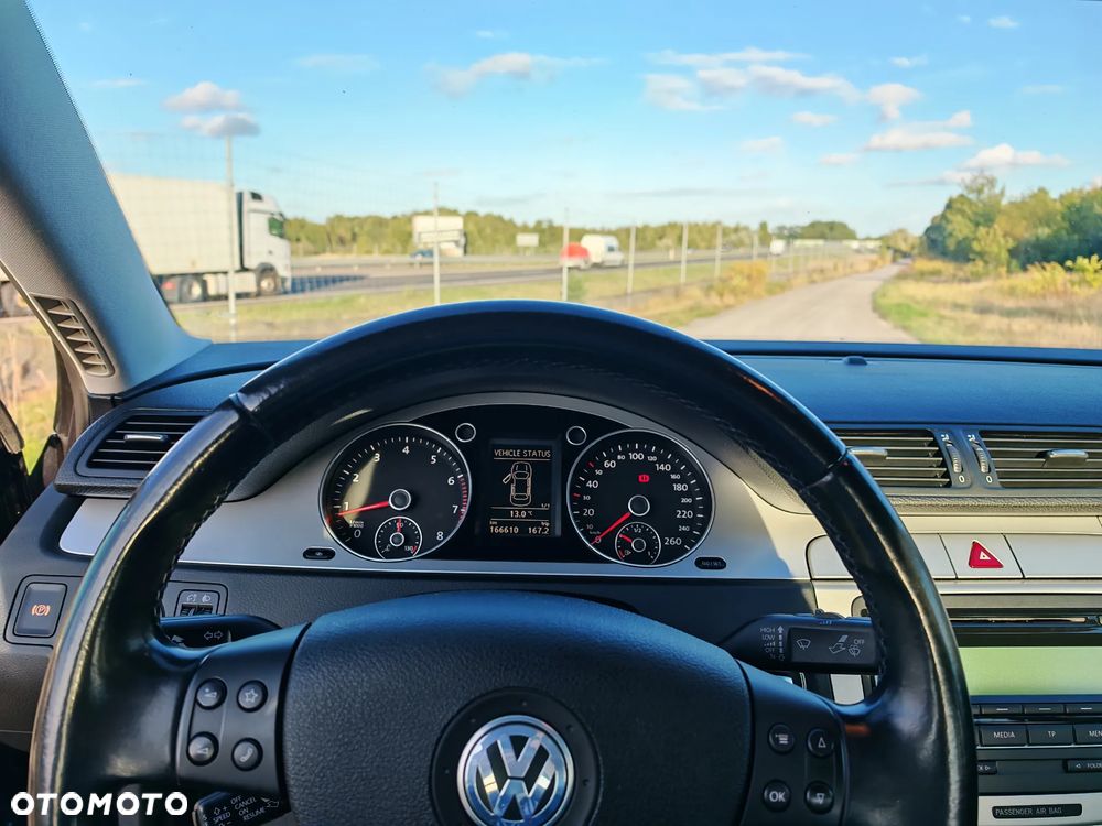 Volkswagen Passat 2.0 TSI Sportline - 13