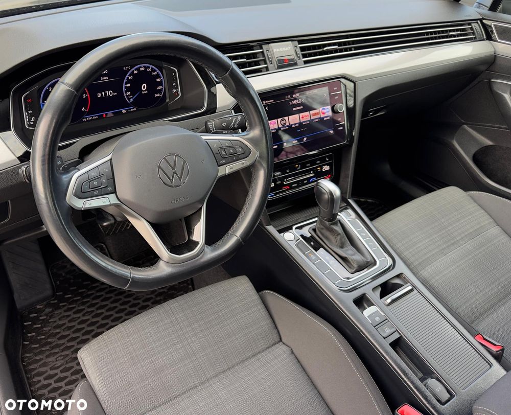 Volkswagen Passat Variant 2.0 TDI EVO Business DSG - 13