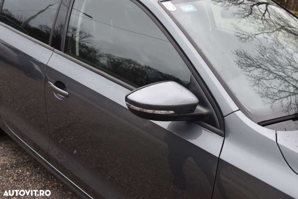 Volkswagen Jetta 1.4 TSI Comfortline - 6