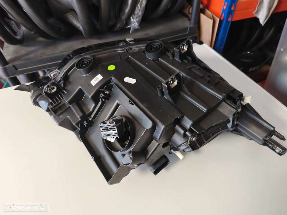 Farol esquerdo full Led Adaptativ BMW I3 Lci - 7