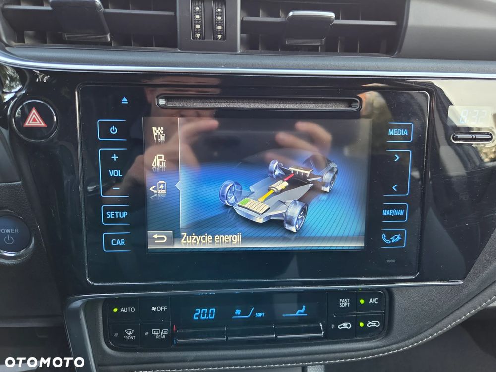 Toyota Auris Hybrid 135 Premium - 25