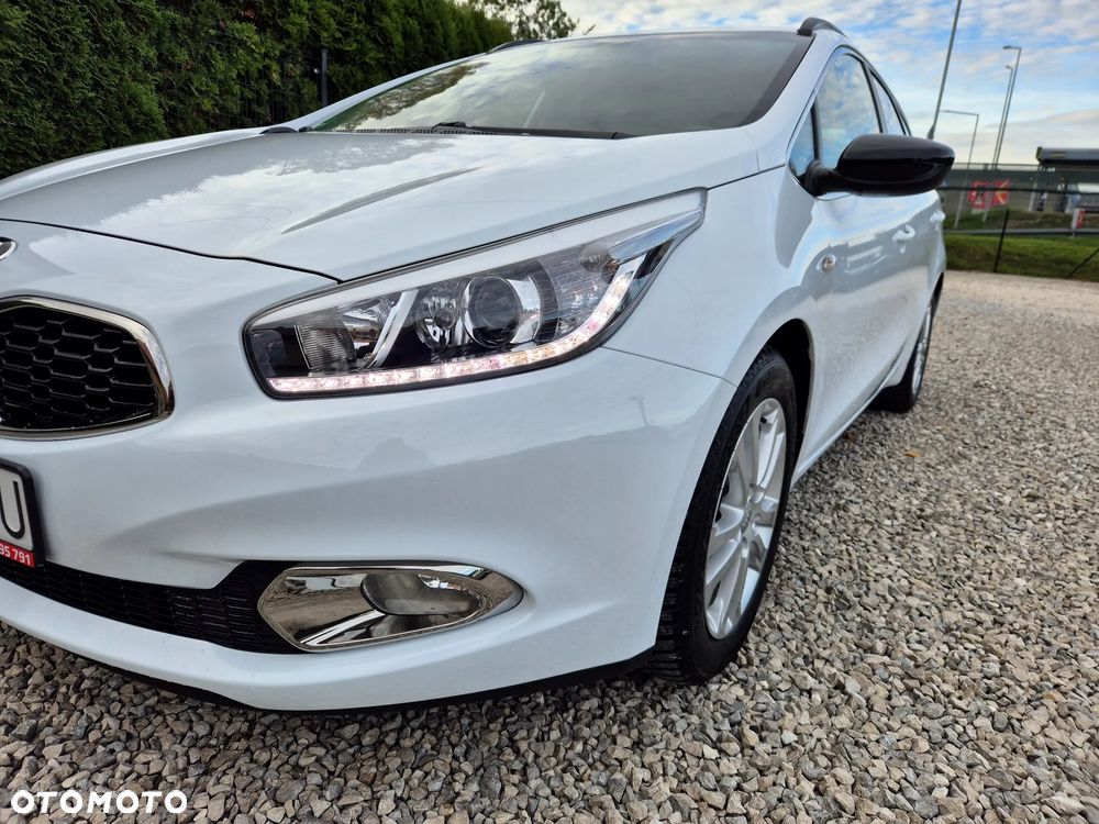 Kia Ceed 1.6 GDI Fifa World Cup Edition - 7