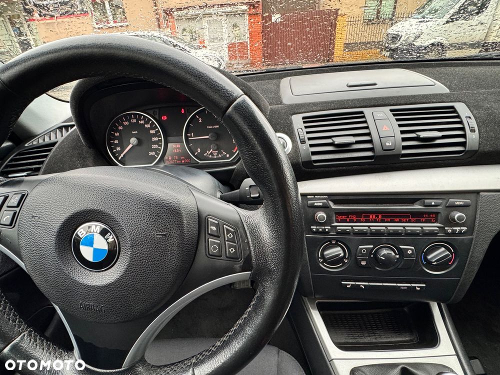 BMW Seria 1 116d DPF - 8