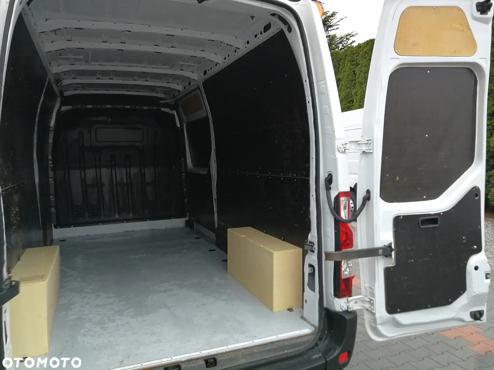 Renault Master - 10