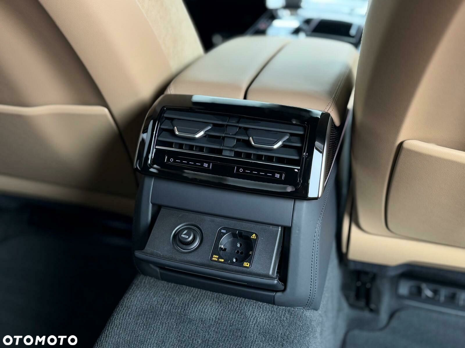 Audi S8 - 22
