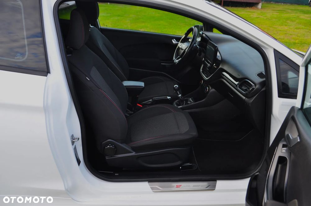 Ford Fiesta 1.0 EcoBoost S&S ST-LINE - 30