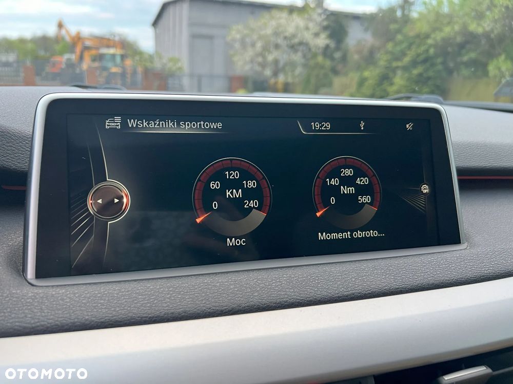 BMW X5 xDrive25d - 33