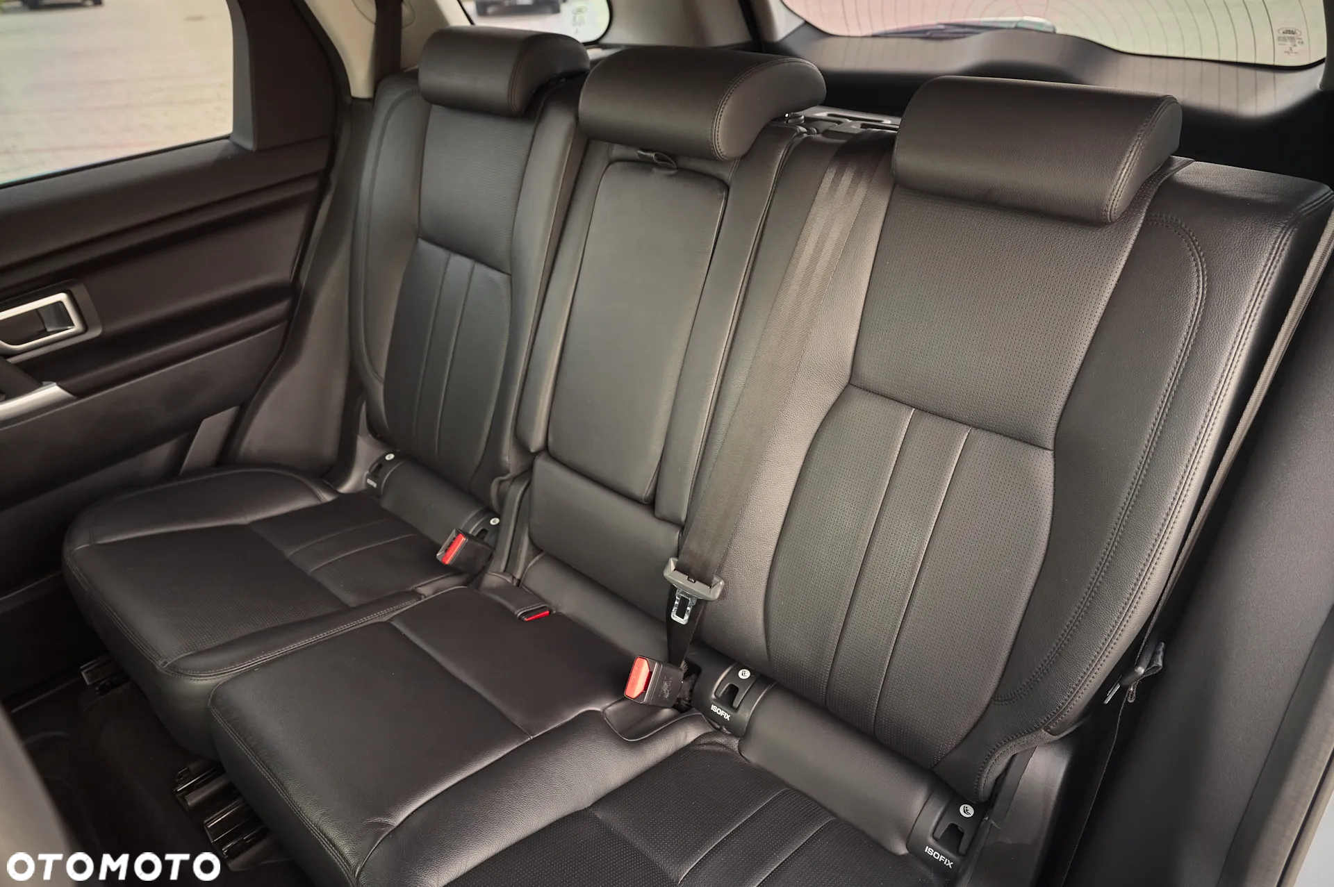 Land Rover Discovery Sport 2.0 eD4 HSE Luxury - 8