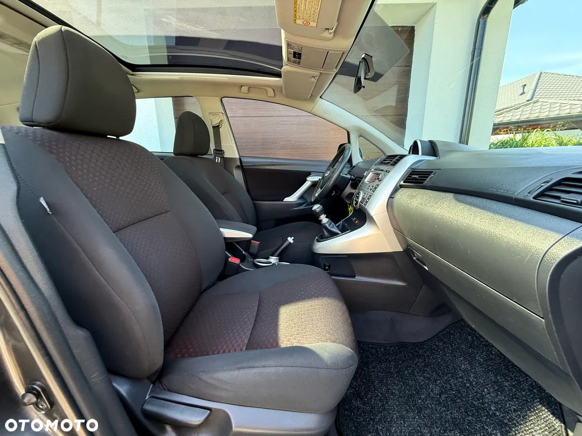 Toyota Verso 1.8 Edition - 25