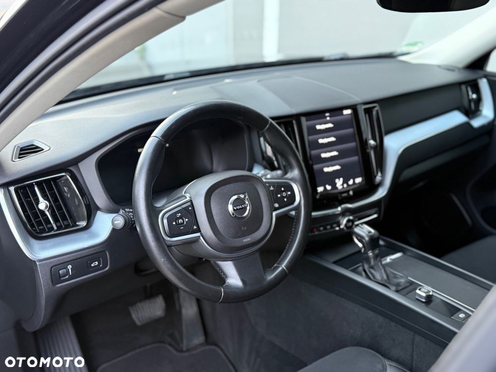 Volvo XC 60 D4 AWD Geartronic Momentum - 16