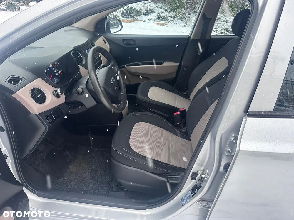 Hyundai i10 1.0 Passion Plus - 12