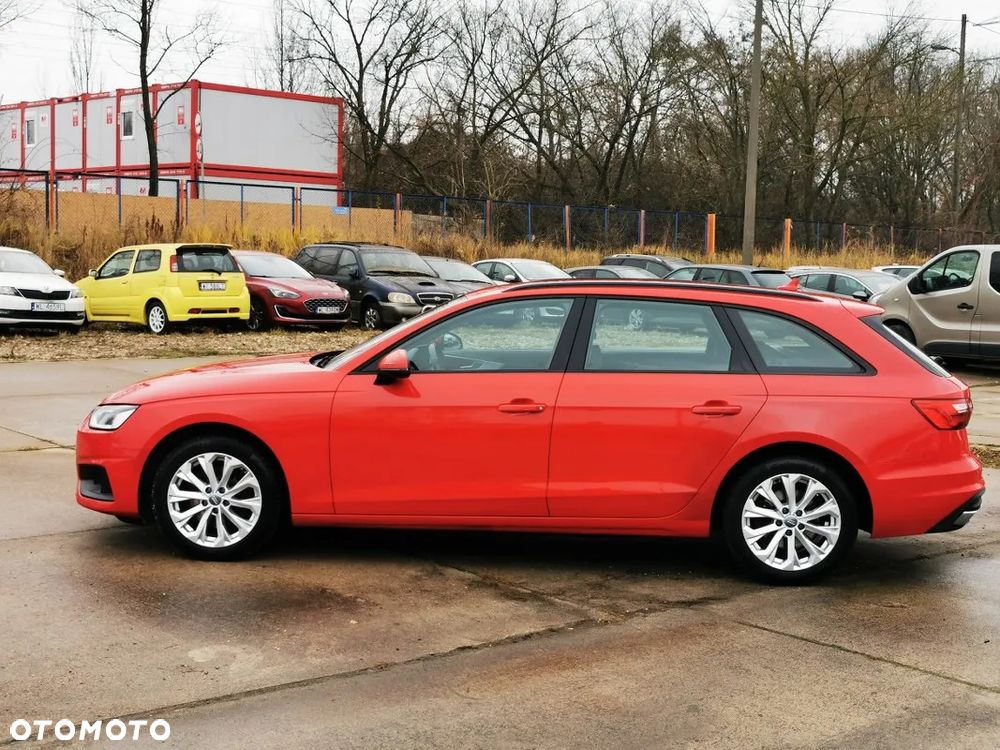 Audi A4 Avant 35 TDI Sport S tronic - 39