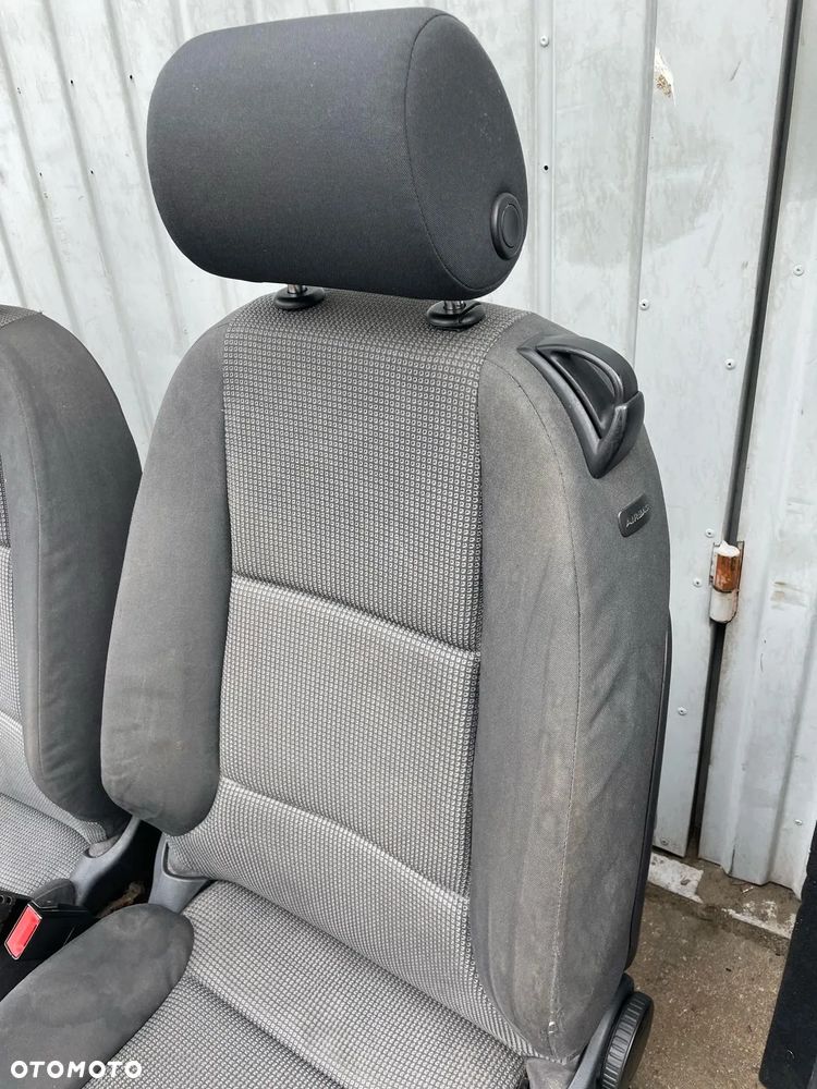 Fotele kanapy Audi A3 8P 3D HB - 5