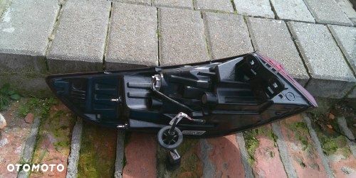 KIA X-CEED III LIFT LED PRAWA TYLNA LAMPA ORYGINAŁ 92402 J7350 - 3