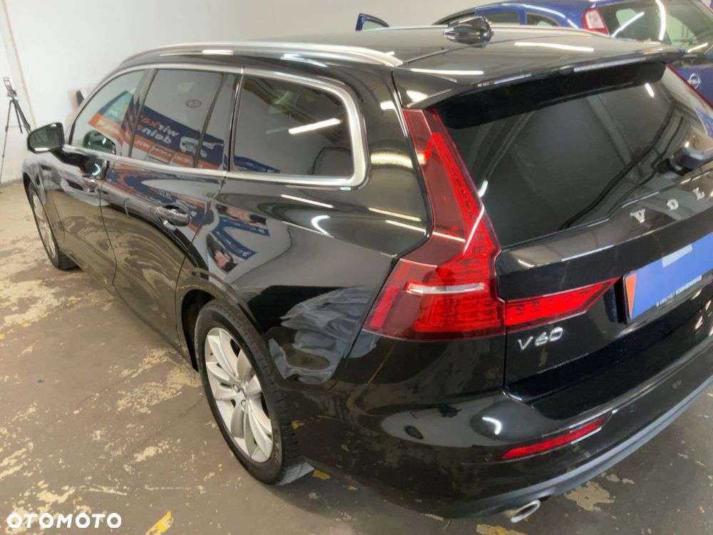 Volvo V60 D4 Momentum - 5