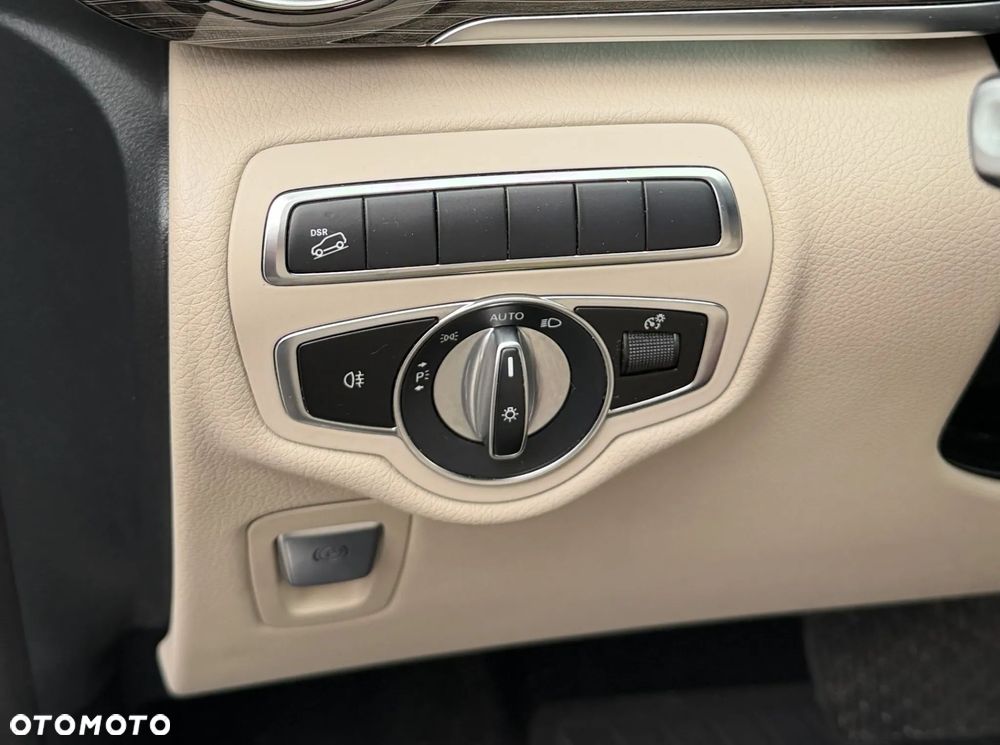 Mercedes-Benz Klasa V 250 d 4-Matic Avantgarde 9G-Tronic (d³ugi) - 21