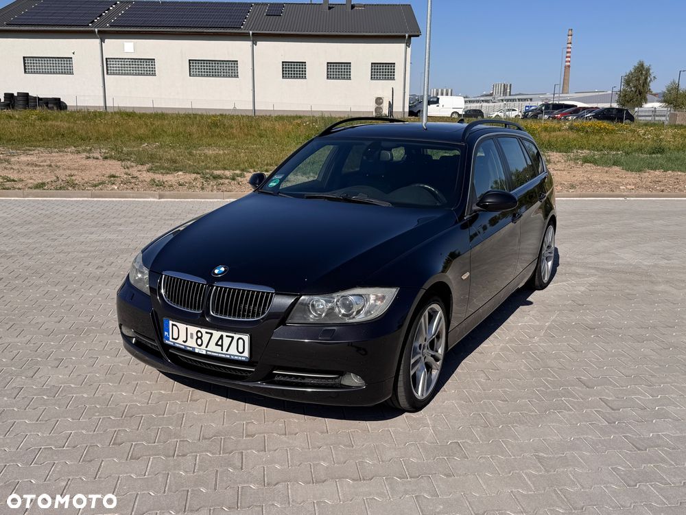 BMW Seria 3 - 1